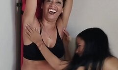 Video Revenge tickling Nino's navel