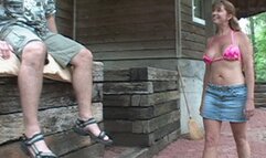 Milf Dee Is Outside Looking For A Cock 2 Suck! (wmv)