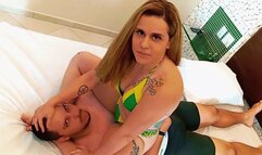 I have got mad because he couldn´t handle my face sitting!!!