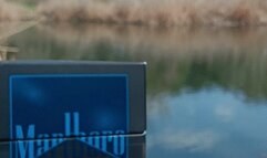 smoking girl in park b2p balloons