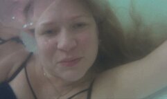 UNDERWATER CLOSEUP UUu