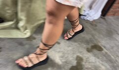 Victoria warms up the car barefoot