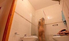 BUSTY BLONDE STEPMOM IN THE SHOWER GETS SURPRISE VISITOR