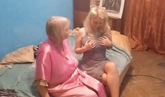 Mature licks the young lesbian