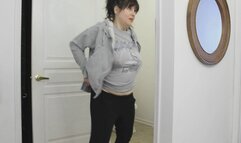 HUMPDAY PEEING WKND UPDATE NEW LIPSTICK MODEL YOGA PANTS AND DUMP FART CONVO AND FLASHING TITS