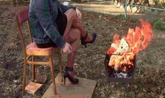 Bumping of leaves and soft toys