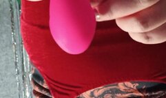 nacked girl smoking and play with hellium balloons