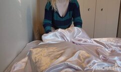 Wake Up Blow Job (Kinkmas Day 16: Blowjob)