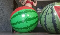 Loonergirl-play-with-watermelon-beachballs