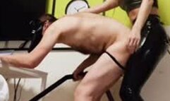 Making highheeled femboy cry during vacuum airbnb