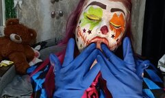 nacked clown girl play with balloons and gloves