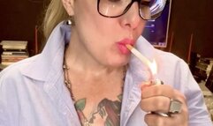 NEWPORT - Lady Smoker Milf wearing jeans, dancing, smiling and smoking for you - Deep Inhales, Double pumps, Mouth Inhales and open mouth exhales, Smoke rings, Crush, Jeans sneakers, jeans, pink lipstick, Long natural nails