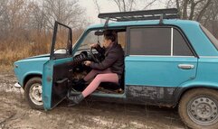 The car broke down after driving (cranking)