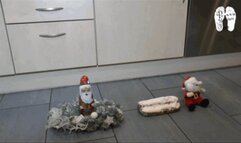 Santa, Christmas arrangement and Cake