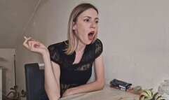 Alanna is a smoker again