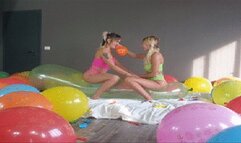 Lady_maat & Candy sharing the blalloon