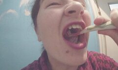 New way of the teeth brushing