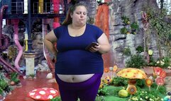 Augustina and the Juicing room - BBW Belly Tickling