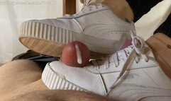 A Shoejob under the Table with Puma Sneakers - 1920*1080