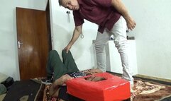 HEAVY FACE SITTING IN SMOTHER BOX WITH BIG ALPHA MALE - BY PAULO MAQUI - CLIP 2 IN FULL HD