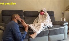 In a sensitive area of Romans Sur Isere a veiled Muslim woman offers me her bare feet (Amira &amp;amp; Bob45) HD - WMV