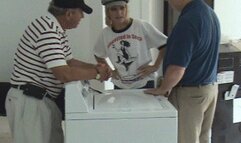 Old Salesmen Got Got Pussy As Payment! (mp4)