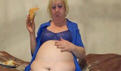 Burgers with little pranksters MP4