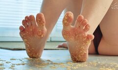 Crushing the Crisps with her Beautiful Feet - ASMR and Food Crush - HD 1080p MP4