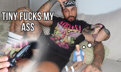 Tiny fucks my ass - Lalo Cortez