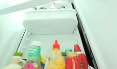 Giantess Nikki Brooks Seasons, Cooks, & Eats You (SD 720p WMV)