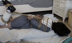 xy04-Chinese girl wearing sailor suit challenges four bondage methods