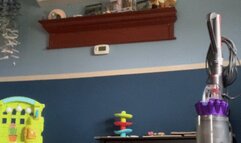 Carina Racy - Giantess Maid Vacuums Tiny