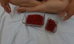 Getting naughty with red currants (2022) (MP4)