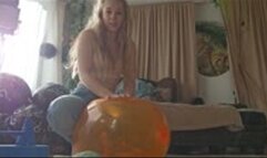 Looner - 029 - Tight Jeans