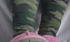 Don't look at my feet! Look away, don't watch me