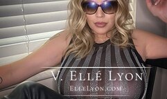 Elle Lyon is a Woman Who Knows What She Wants