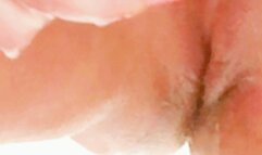 Shaving and washing Fat mature mommy pussy