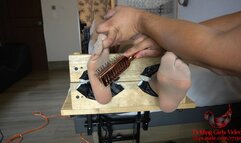 Sarah stretched and tickled