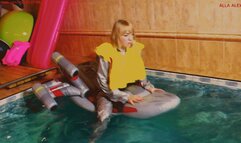 Alla floats astride an inflatable plane and an unknown person pierces the inflatable plane with a sharp object and Alla is saved thanks to an automatic inflatable vest!!!