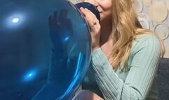 Enjoying a huge neck