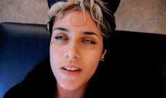 Lucy's Magic Massage 4K