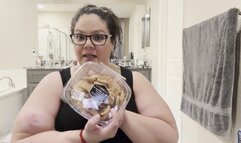 Plump Paradise: Snack n Chat (SD)