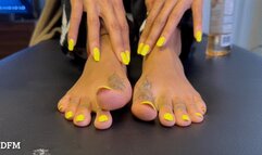 "Za Sunny Yellow Oily Feet" starring ZaFeetllc