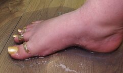 #4 Purple gel on bbw's feet (No talking)
