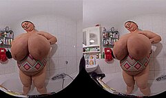 VR180 3D - A cozy Evening in the Bathtub with Alice (Clip No 2630 - 4K mp4 version)