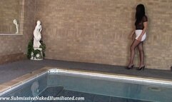 Ravens Stunning Beauty Captured As She Poses In The Pool!!