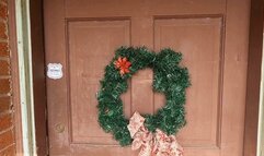 Lolla cooks a Fan to devour