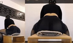 Lidia Small Bench Buttcrush