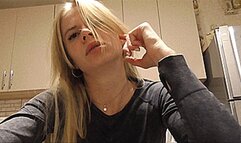 Hiccups of a sexy blonde! MP4