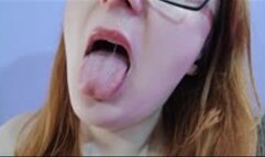 Sniffing and letting mucus flowing down, then blowing my nose